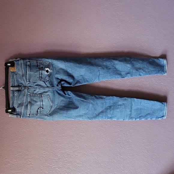 American Eagle Outfitters Distressed Jeans - Picture 9 of 13